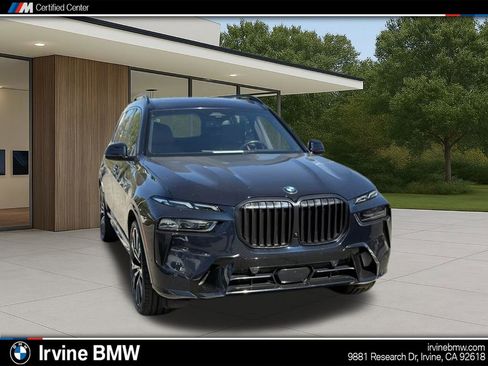 Certified 2023 BMW X7 xDrive40i w/ Executive Package image 5