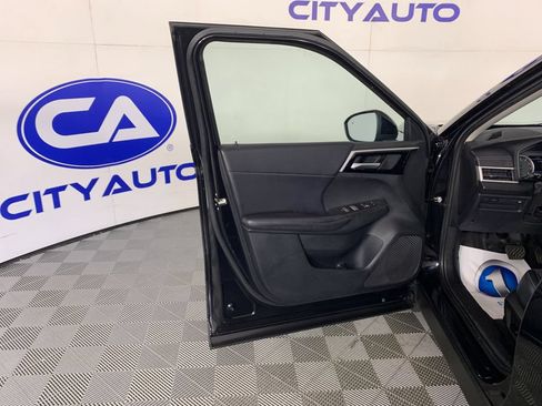 Used 2024 Mitsubishi Outlander SE FWD image 13