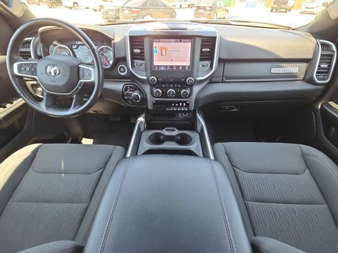 Used 2022 RAM 1500 Big Horn AWD/4WD image 12