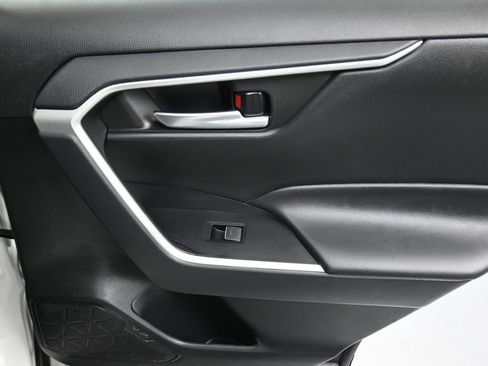 Used 2023 Toyota RAV4 XLE image 33