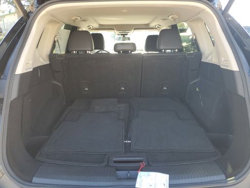 Certified 2023 Nissan Rogue SV w/ SV Premium B Package image 13