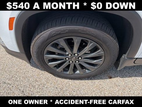 Used 2023 Chevrolet Traverse RS AWD/4WD image 10