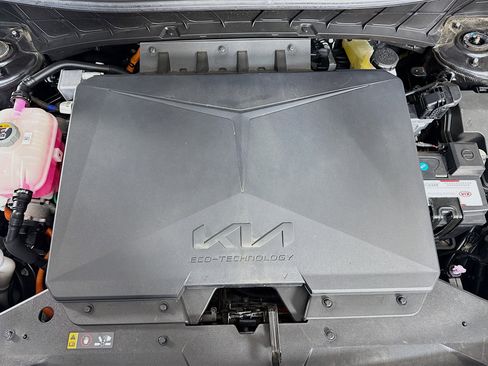 Used 2023 Kia Niro Wave w/ Wave Preserve Package image 39