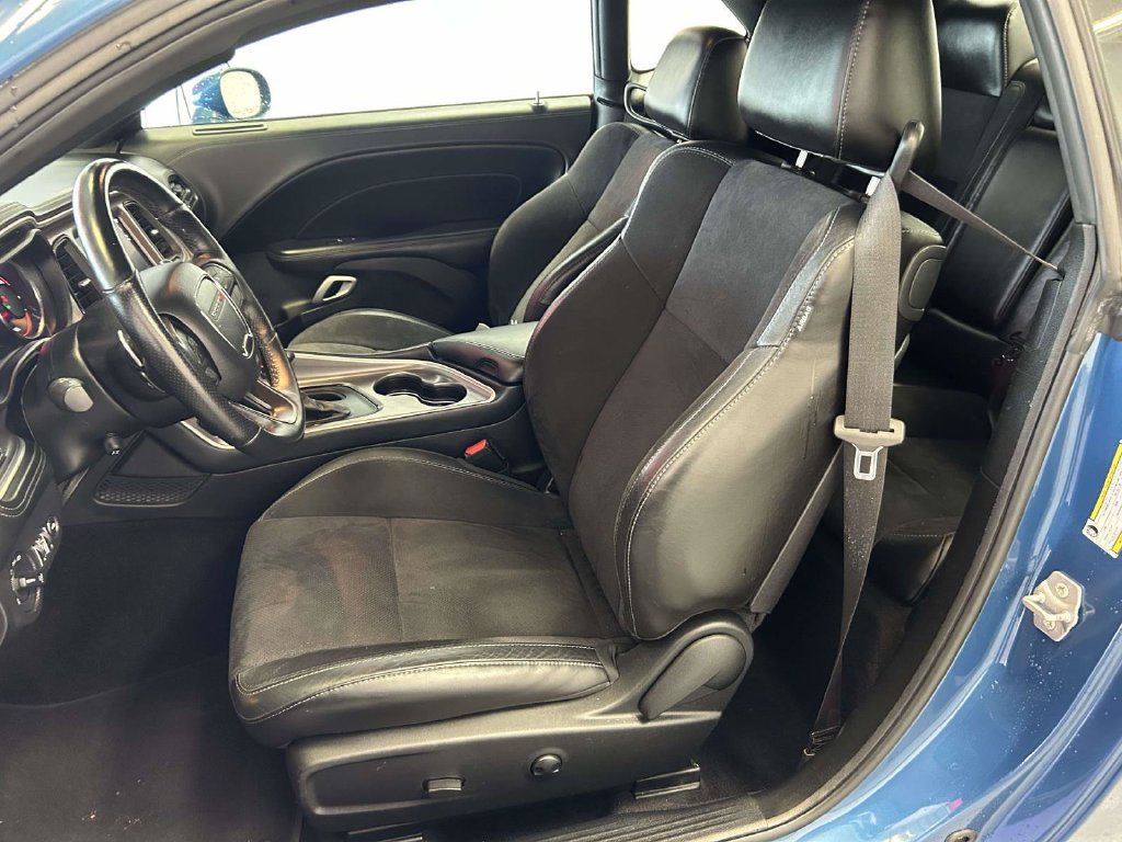 Used 2022 Dodge Challenger GT w/ Plus Package RWD image 7