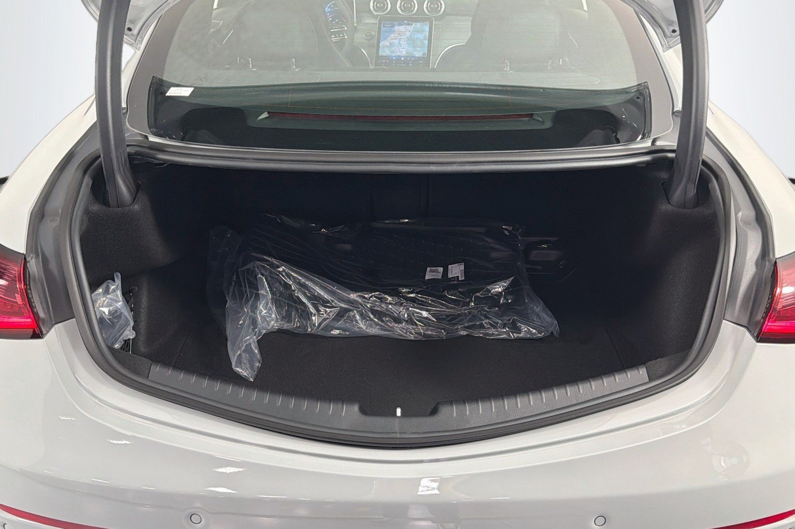 New 2027 Mercedes-Benz CLE 450 4MATIC Coupe image 22