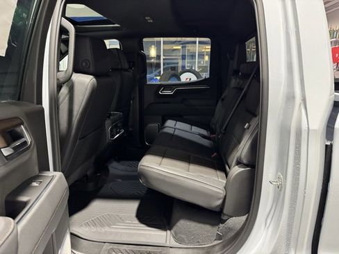 New 2026 Chevrolet Silverado 1500 High Country w/ High Country Premium Package image 9