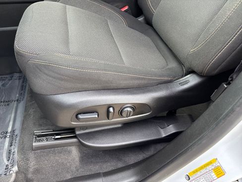 Used 2019 Chevrolet Traverse LT image 22