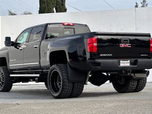 Used 2015 GMC Sierra 3500 Denali w/ Duramax Plus Package image 5