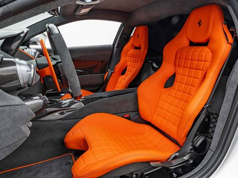 Certified 2023 Ferrari 812 Competizione image 6