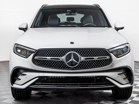 Certified 2025 Mercedes-Benz GLC 350e 4MATIC image 5
