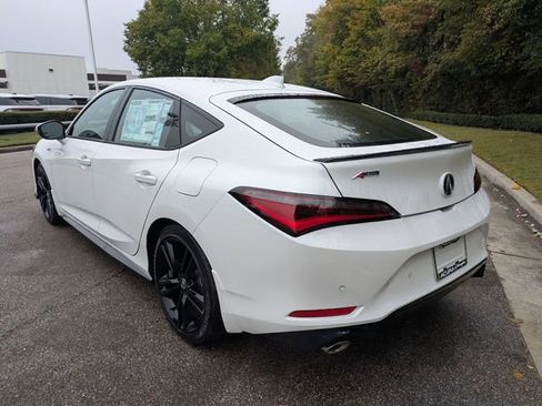 New 2026 Acura Integra Base image 2