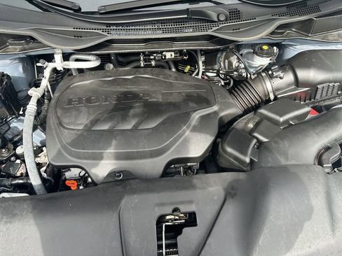 Used 2025 Honda Odyssey Sport-L image 18