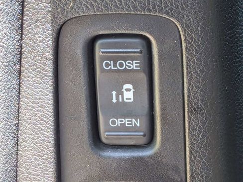 Used 2022 Honda Odyssey Elite image 12