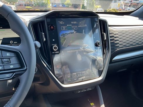 Used 2025 Subaru Forester Premium image 17