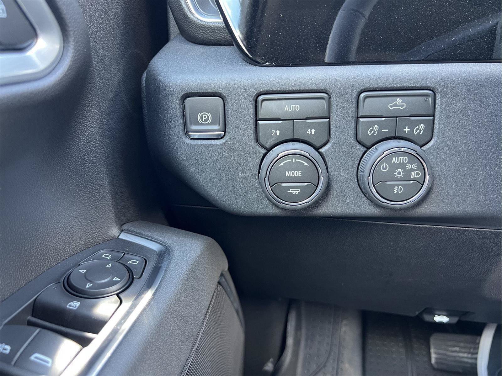 New 2026 Chevrolet Silverado 1500 RST w/ RST Select Package AWD/4WD image 39