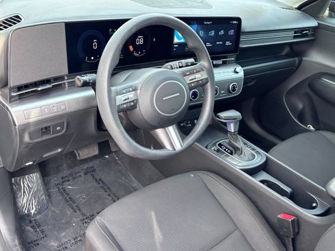 Used 2026 Hyundai Kona SE FWD image 17