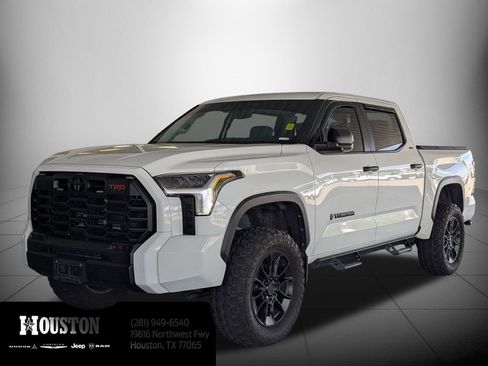 Used 2024 Toyota Tundra SR5 image 9