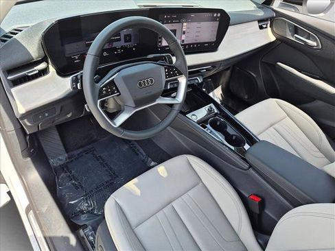 New 2026 Audi Q3 quattro 2.0T AWD/4WD image 3
