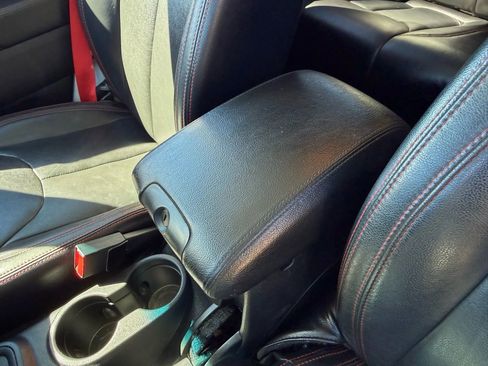 Used 2018 Jeep Wrangler Unlimited Rubicon image 29