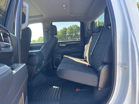 Used 2025 Chevrolet Silverado 2500 LT w/ Safety Package AWD/4WD image 15