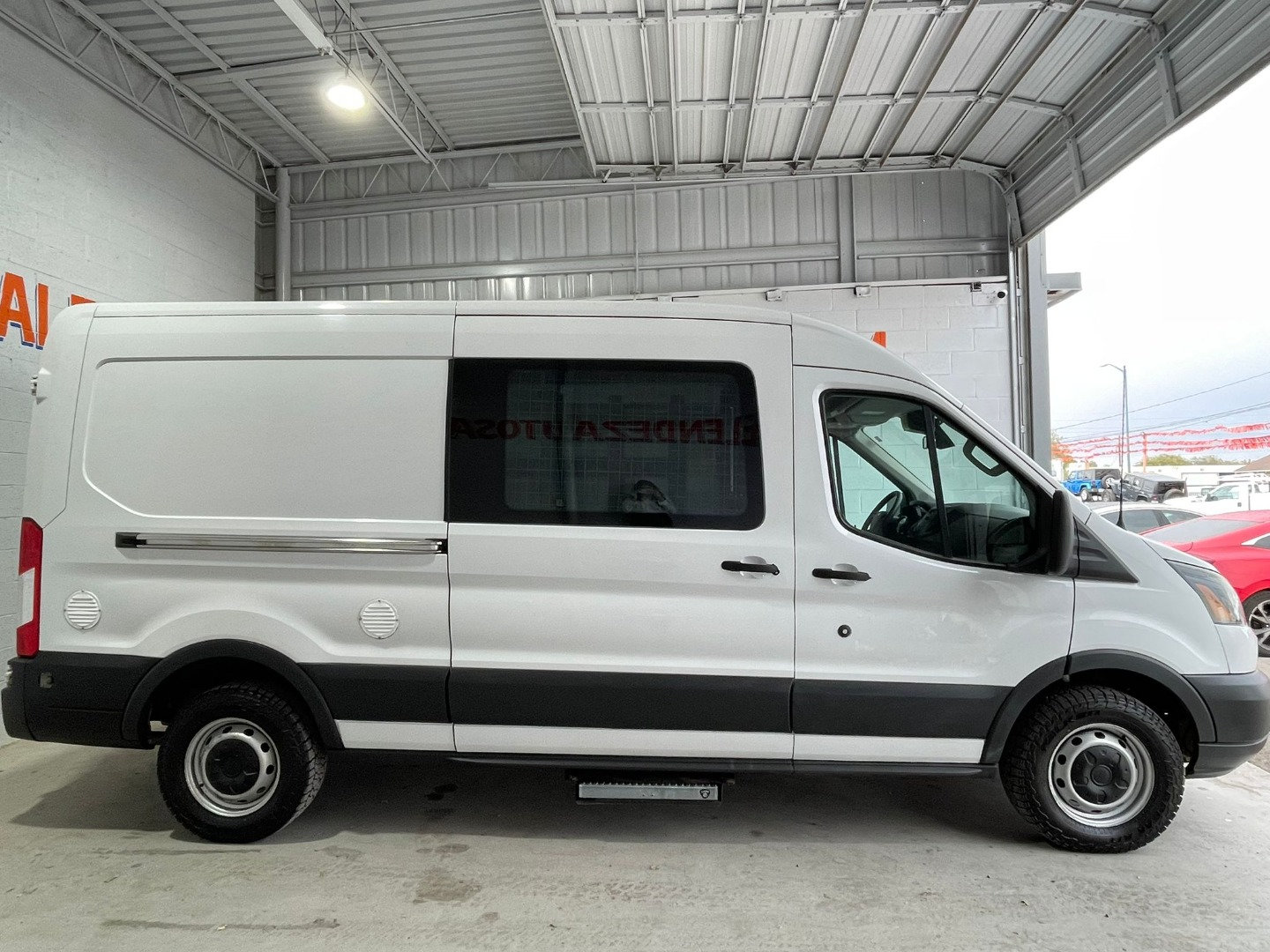 Used 2016 Ford Transit 350 148 Medium Roof RWD image 4