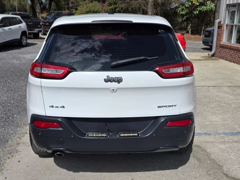 Used 2014 Jeep Cherokee Sport w/ Safety Group AWD/4WD image 7