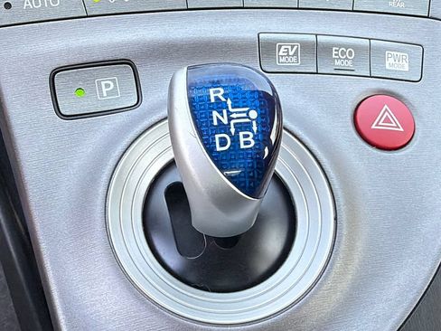 Used 2012 Toyota Prius Three FWD image 27