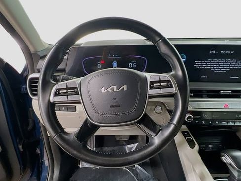 Certified 2023 Kia Telluride S image 11