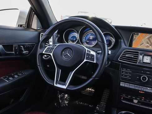 Used 2016 Mercedes-Benz E 400 E 400 image 28