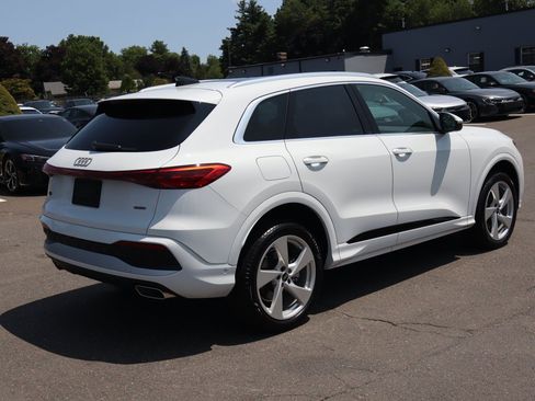 Used 2025 Audi Q5 Premium Plus w/ Premium Plus AWD/4WD image 5