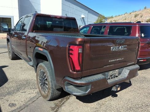 Used 2024 GMC Sierra 2500 Denali Ultimate image 4