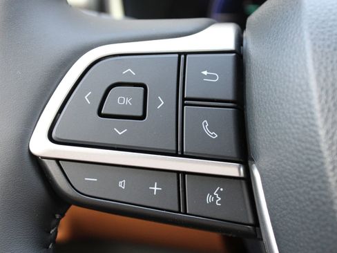 New 2026 Toyota Highlander Platinum AWD/4WD image 38