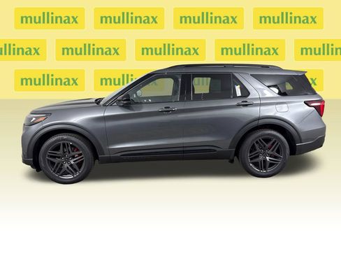 New 2026 Ford Explorer ST RWD image 12