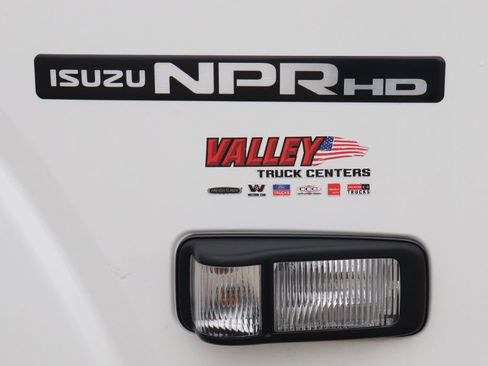 Used 2020 Isuzu NPR image 50