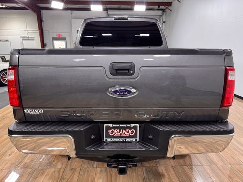 Used 2015 Ford F250 XLT w/ XLT Interior Package image 6