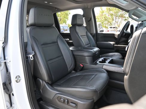 Used 2022 GMC Sierra 2500 Denali w/ Denali Ultimate Package AWD/4WD image 25