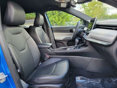 Certified 2023 Jeep Compass Limited AWD/4WD image 24