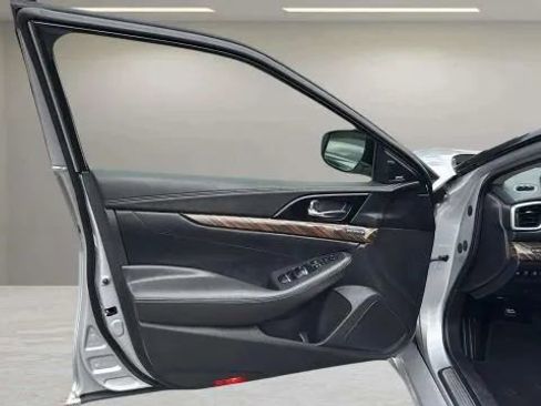 Used 2017 Nissan Maxima Platinum image 20