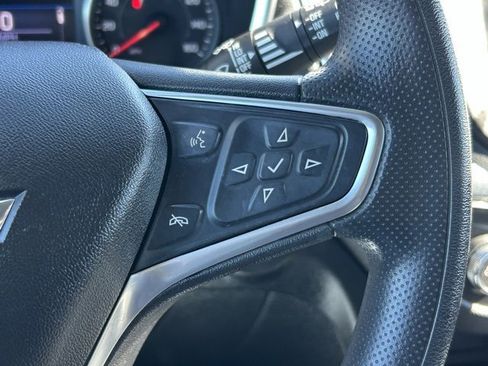 Used 2020 Chevrolet Equinox LT image 22