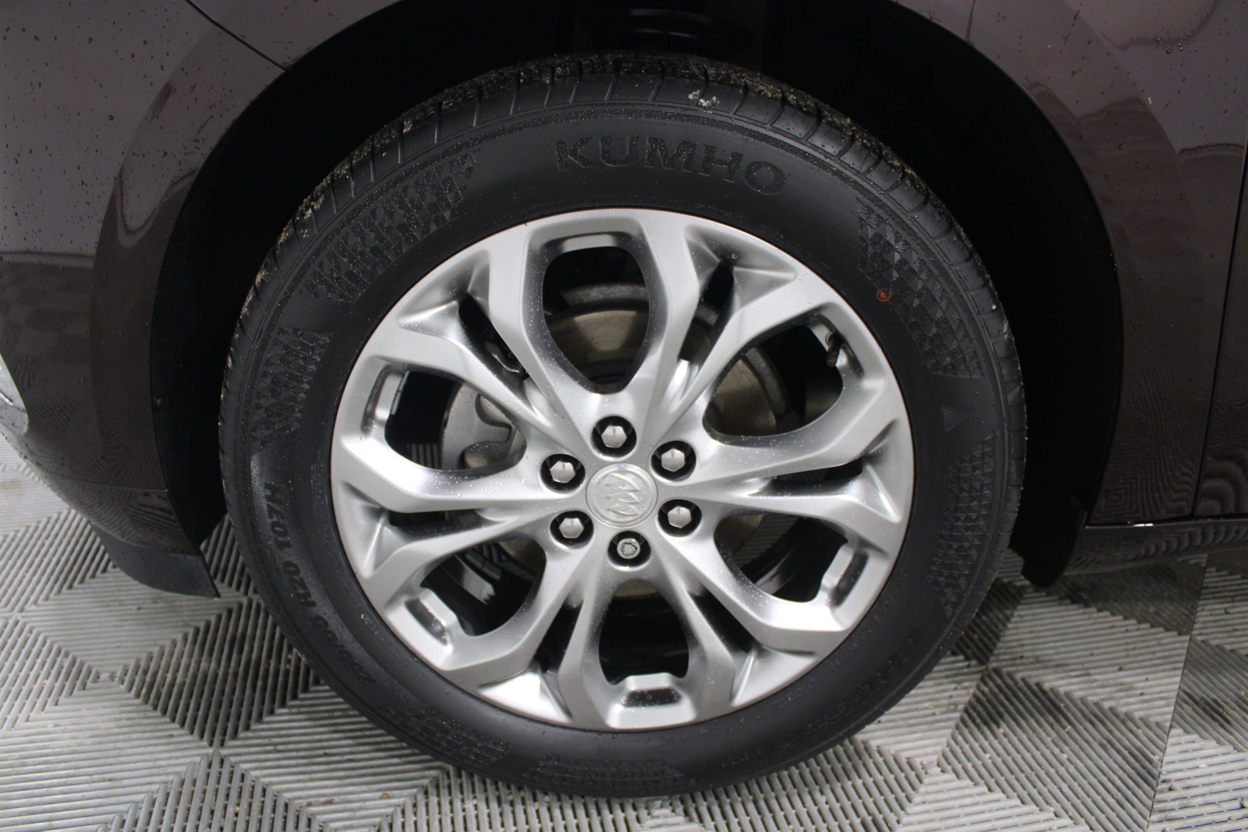 Used 2020 Buick Enclave Avenir w/ Avenir Technology Package AWD/4WD image 9