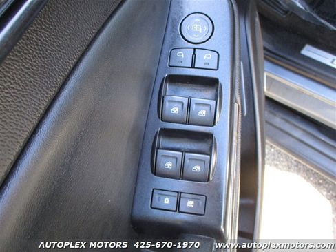 Used 2016 Chevrolet Suburban LT AWD/4WD image 39