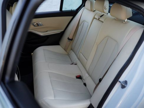 Used 2022 BMW 330i Sedan image 23