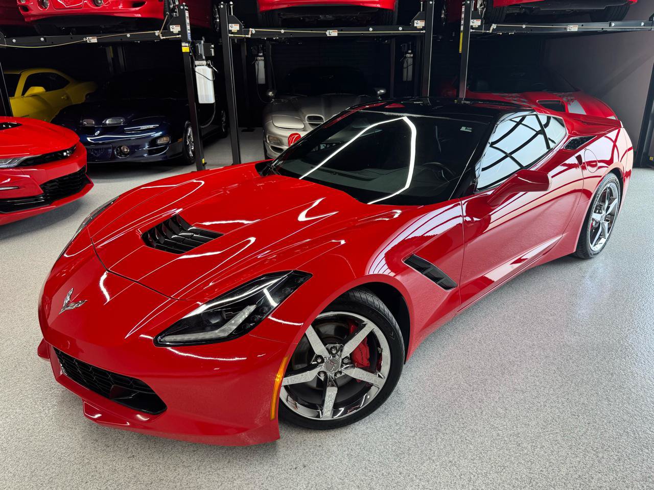 Used 2014 Chevrolet Corvette Stingray Coupe RWD image 2