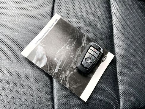 Certified 2022 Ford F150 Lariat image 14