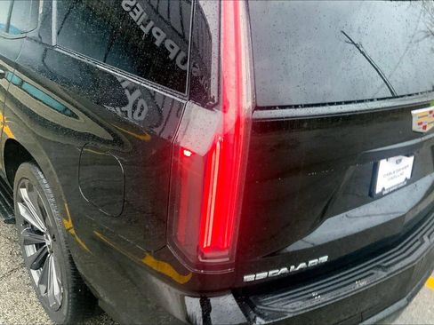 Certified 2025 Cadillac Escalade V image 28
