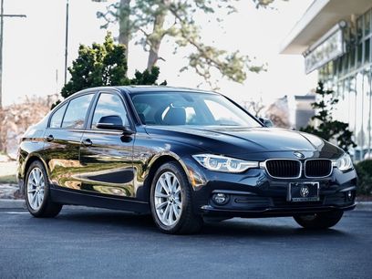 Used 2018 BMW 320i 320i w/ Convenience Package