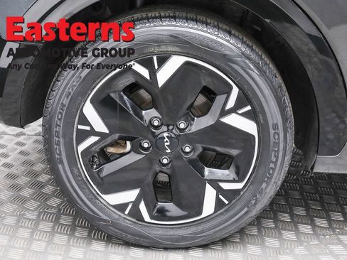 Used 2023 Kia Niro Wind w/ Wind Preserve Package image 31