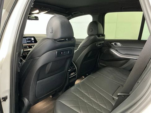 Used 2023 BMW X5 xDrive40i w/ Premium Package AWD/4WD image 25