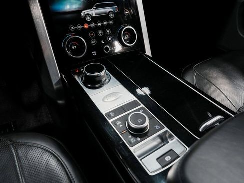 Used 2020 Land Rover Range Rover HSE image 27