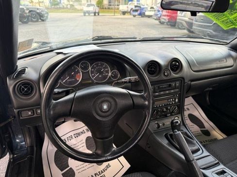 Used 1999 MAZDA MX-5 Miata image 7